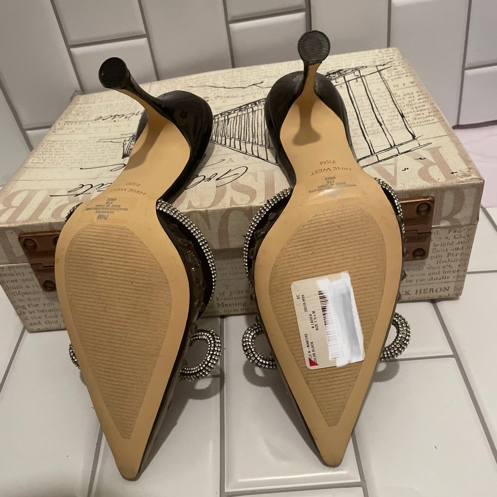 Nine West Nanita Black mules with Rhinestone trim Women’s size 7.5 New - Picture 4 of 5